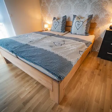90 Qm Wohnung, 3 Zimmer, Balkon & Grosse Kueche - In Seenaehe, Schnell In Der Stadt * Leipzig